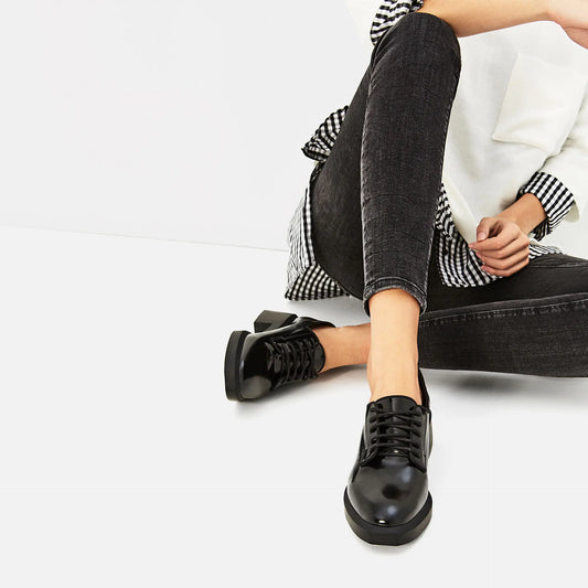 Women's British Style Thick-Soled Lace-Up Shoes